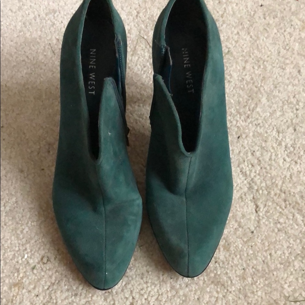 Teal pumps